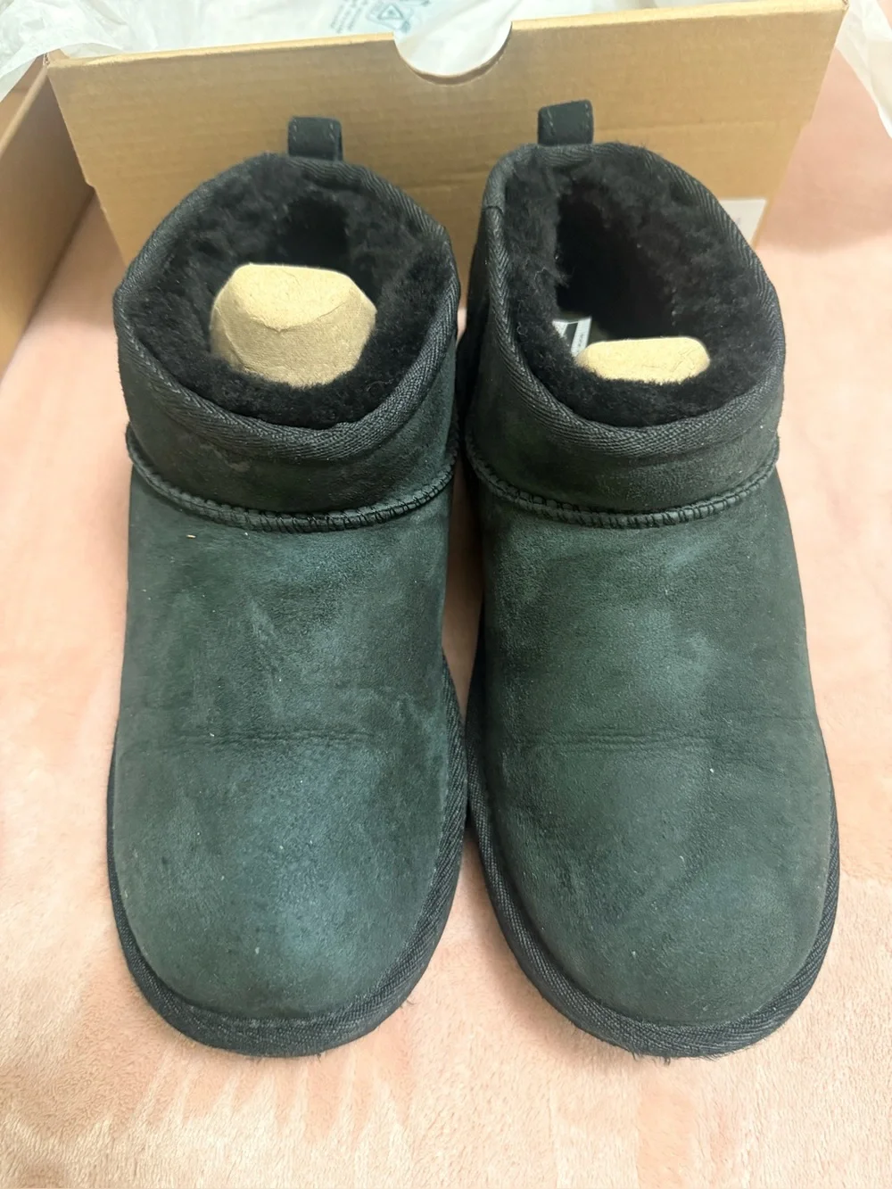 UGG soft black